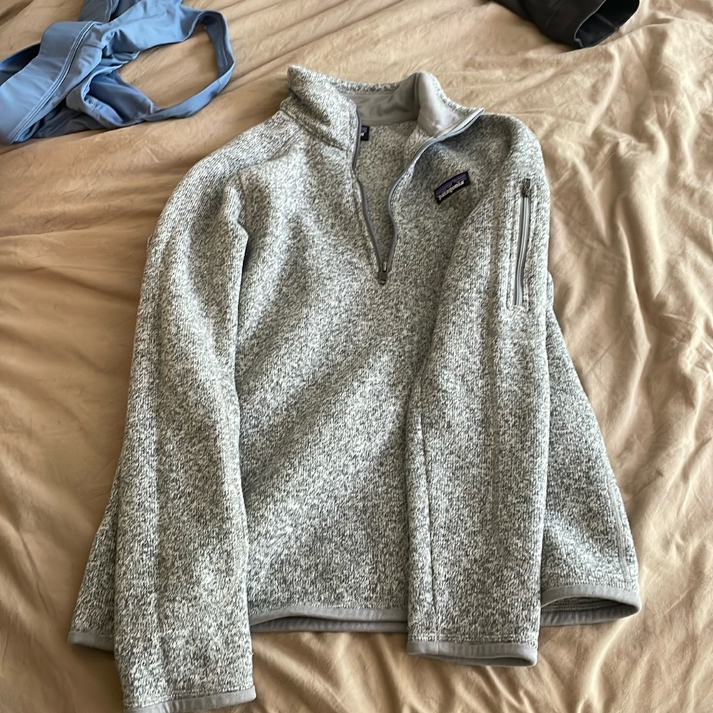 Patagonia grey fleece